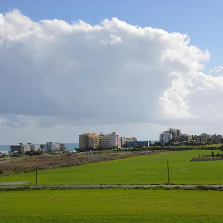 Sea And Salt Panoramic View Appartement Larnaca